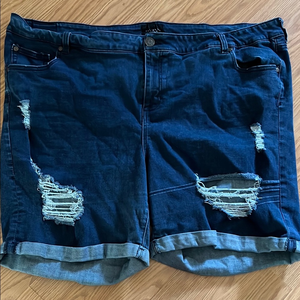 Celebrity Pink Moon Bay Dark Wash Distressed Cuffed Jean Shorts Plus Size 24